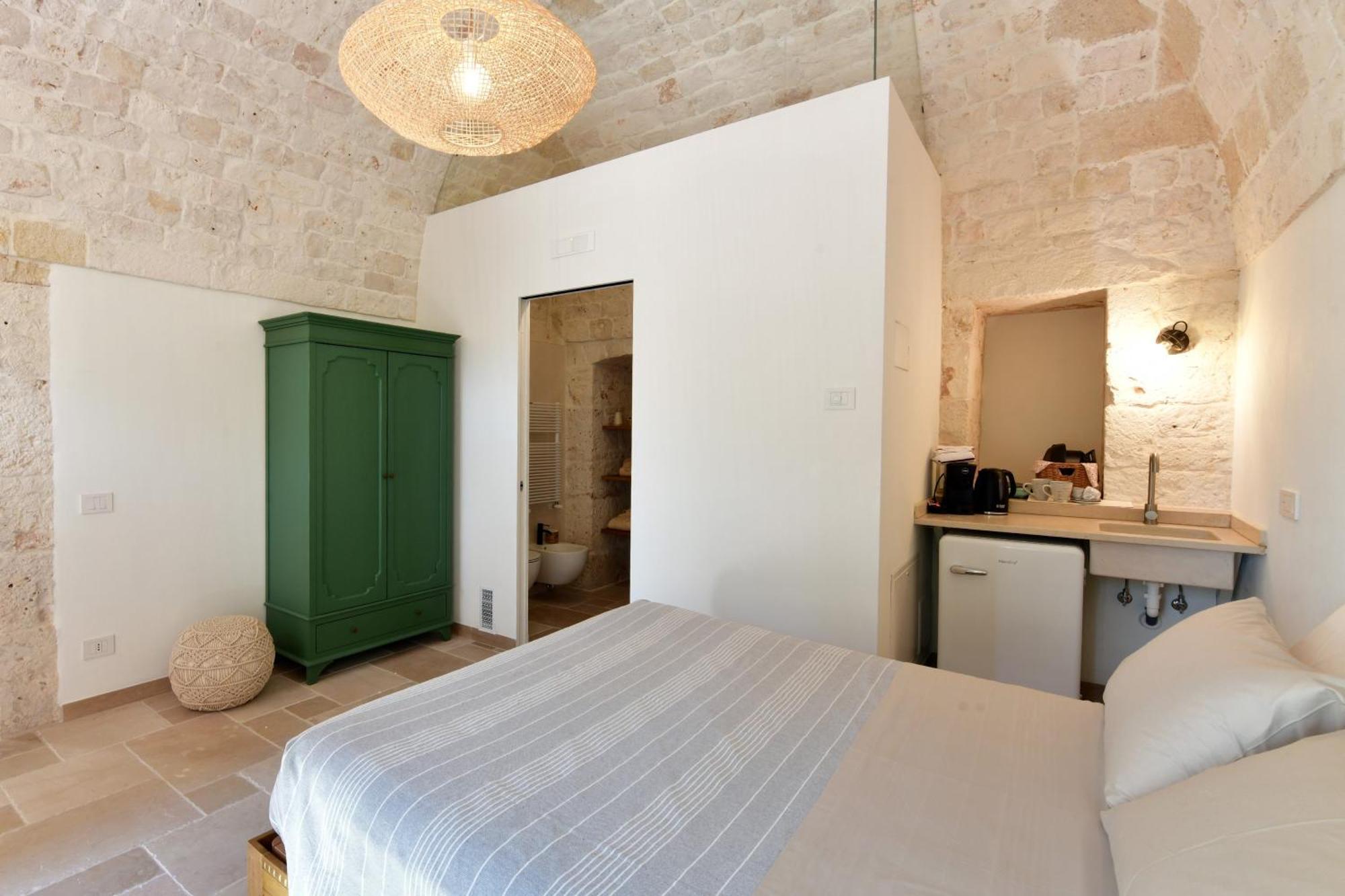 Lamarossa Trulli & Suites Antonelli ภายนอก รูปภาพ