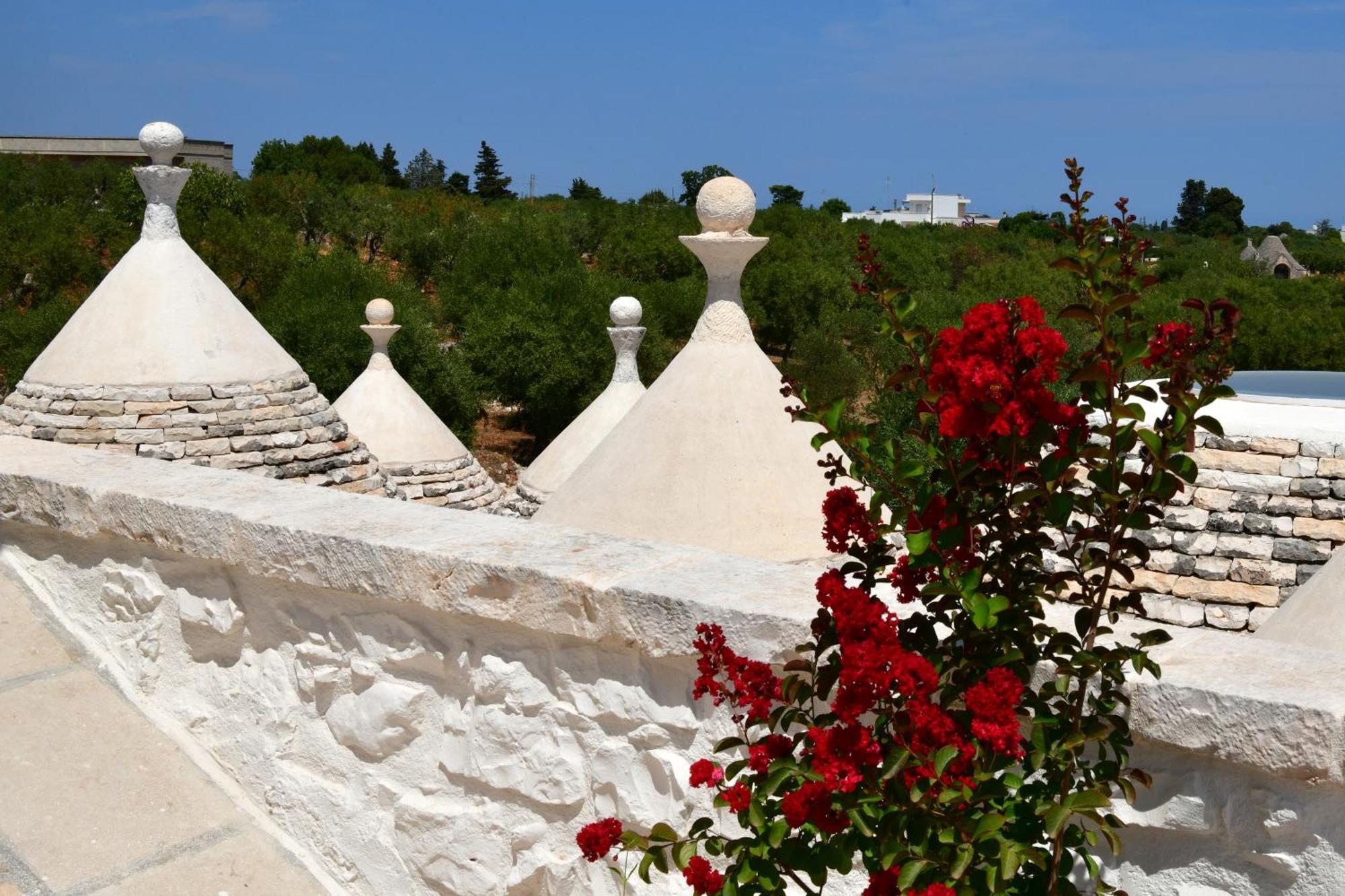 Lamarossa Trulli & Suites Antonelli ภายนอก รูปภาพ