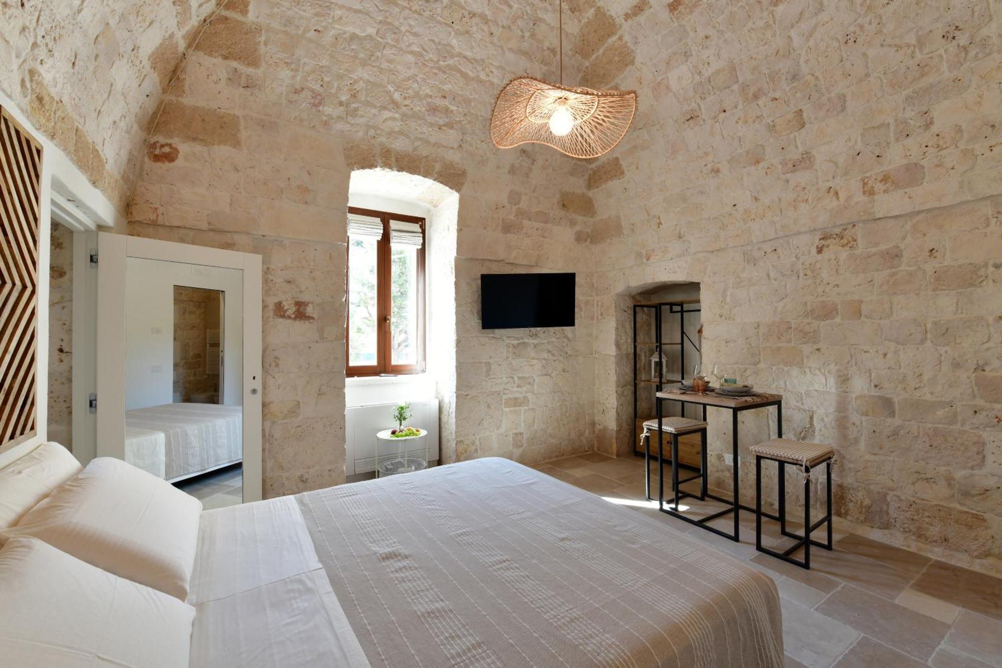 Lamarossa Trulli & Suites Antonelli ภายนอก รูปภาพ