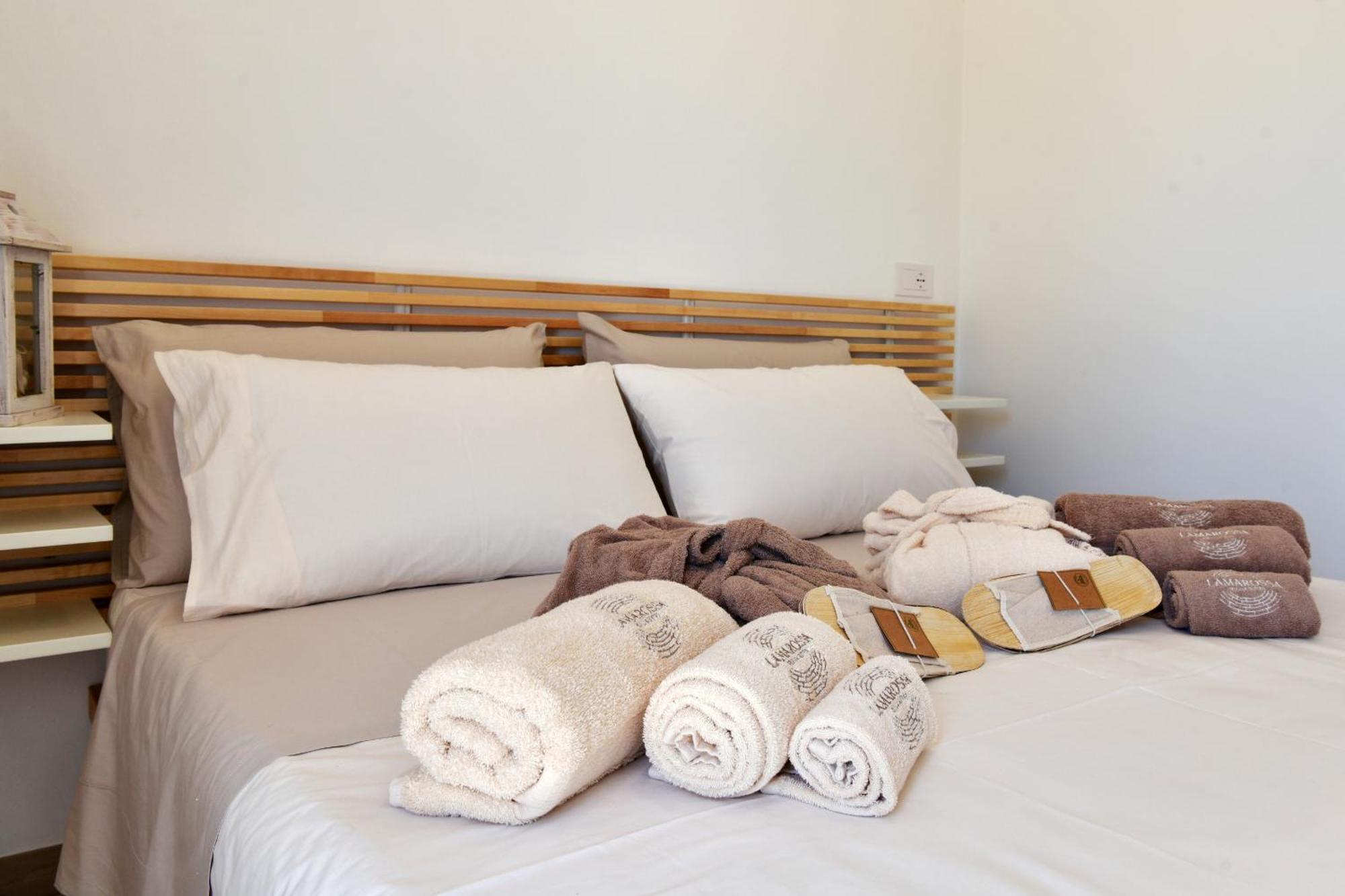 Lamarossa Trulli & Suites Antonelli ภายนอก รูปภาพ