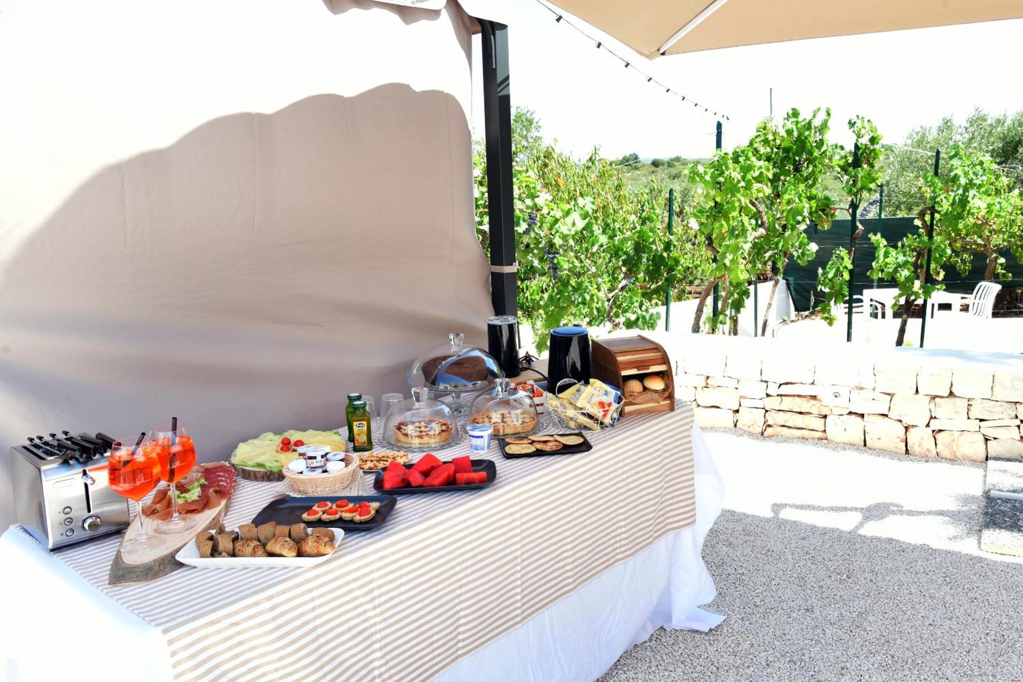 Lamarossa Trulli & Suites Antonelli ภายนอก รูปภาพ
